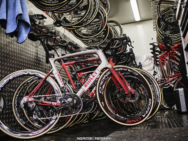 Lotto Soudal extends with Campagnolo